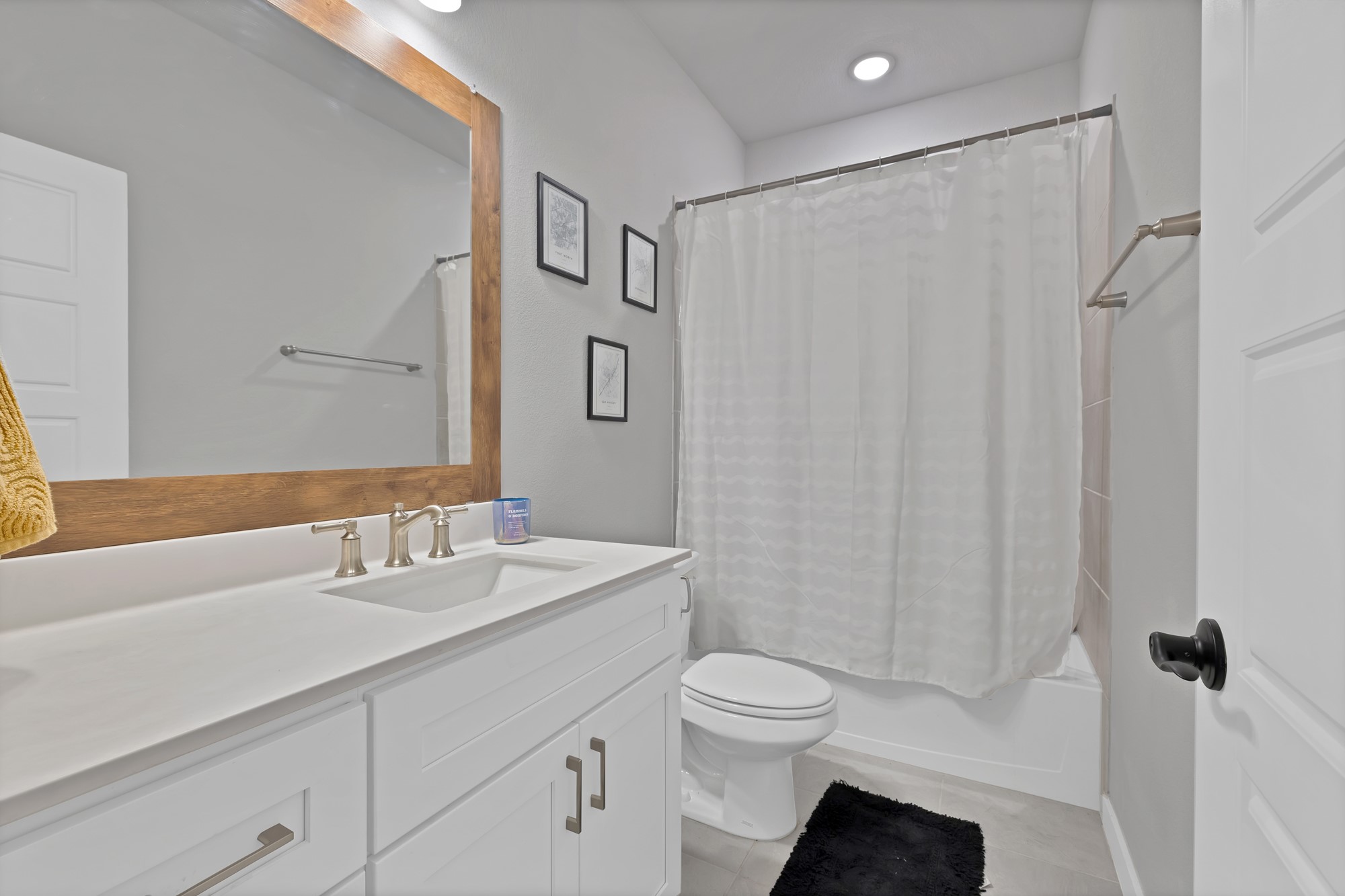 1373 Silverthorn Trail