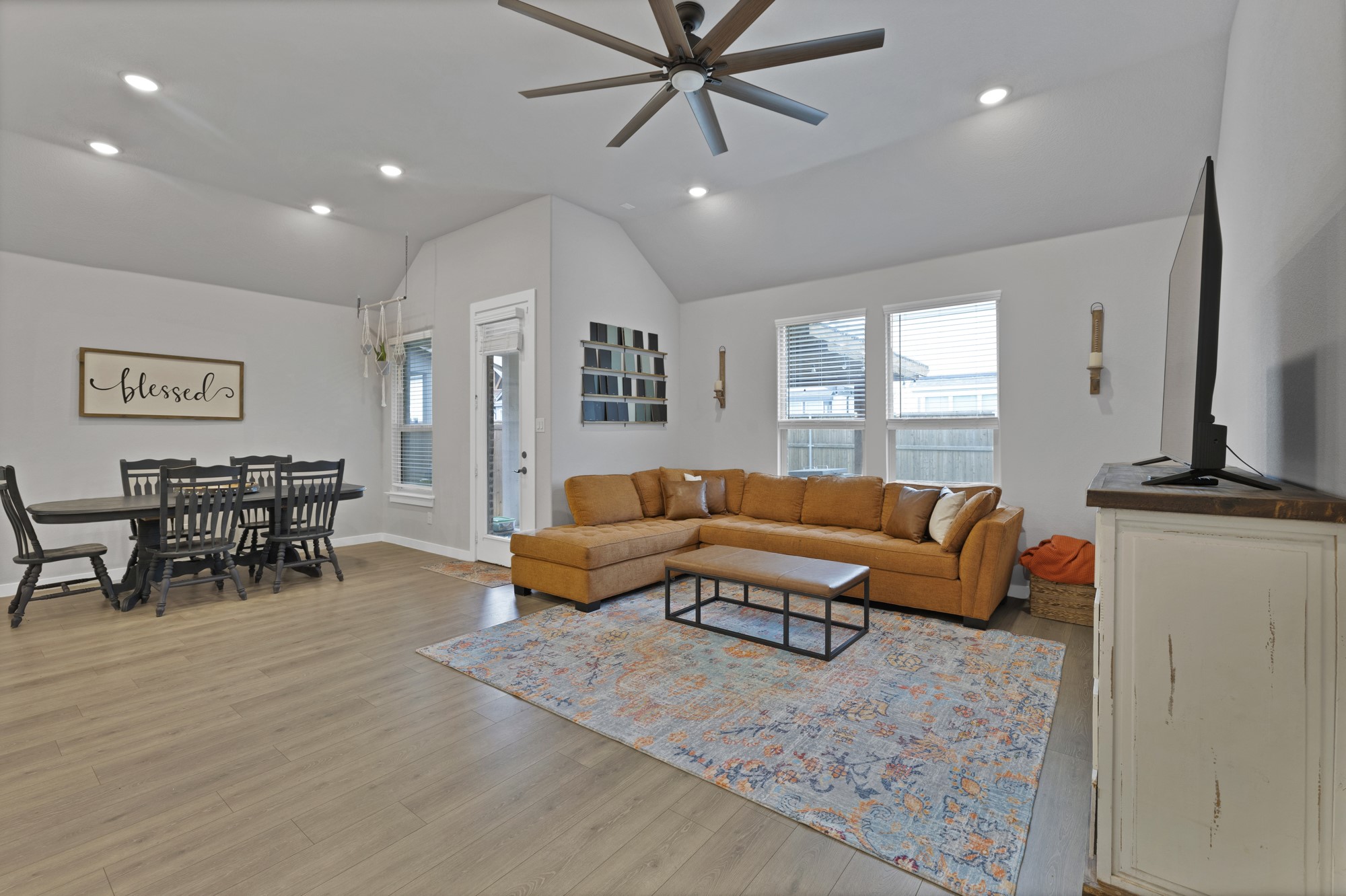 1373 Silverthorn Trail