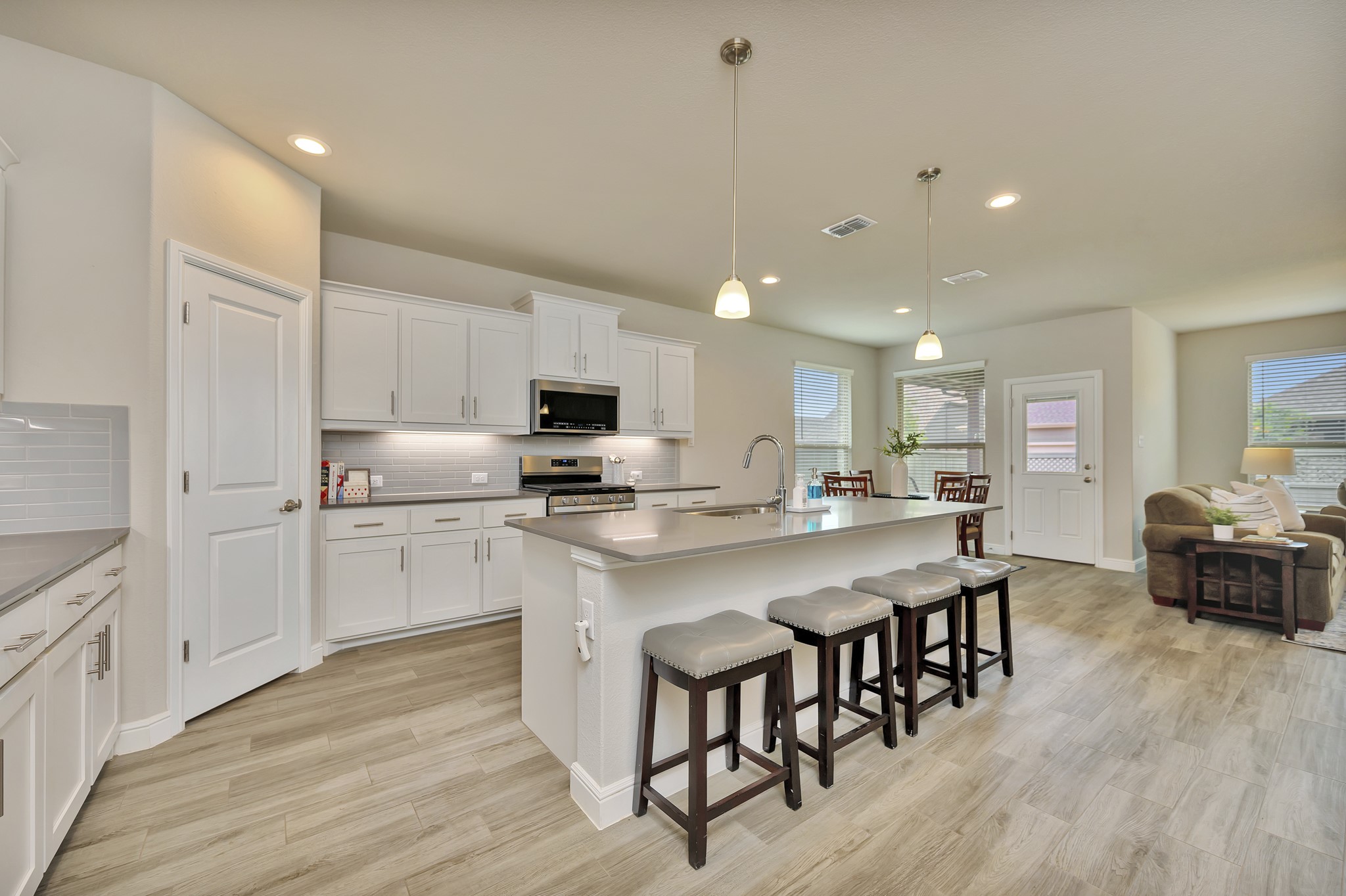 2320 Shorthorn Drive