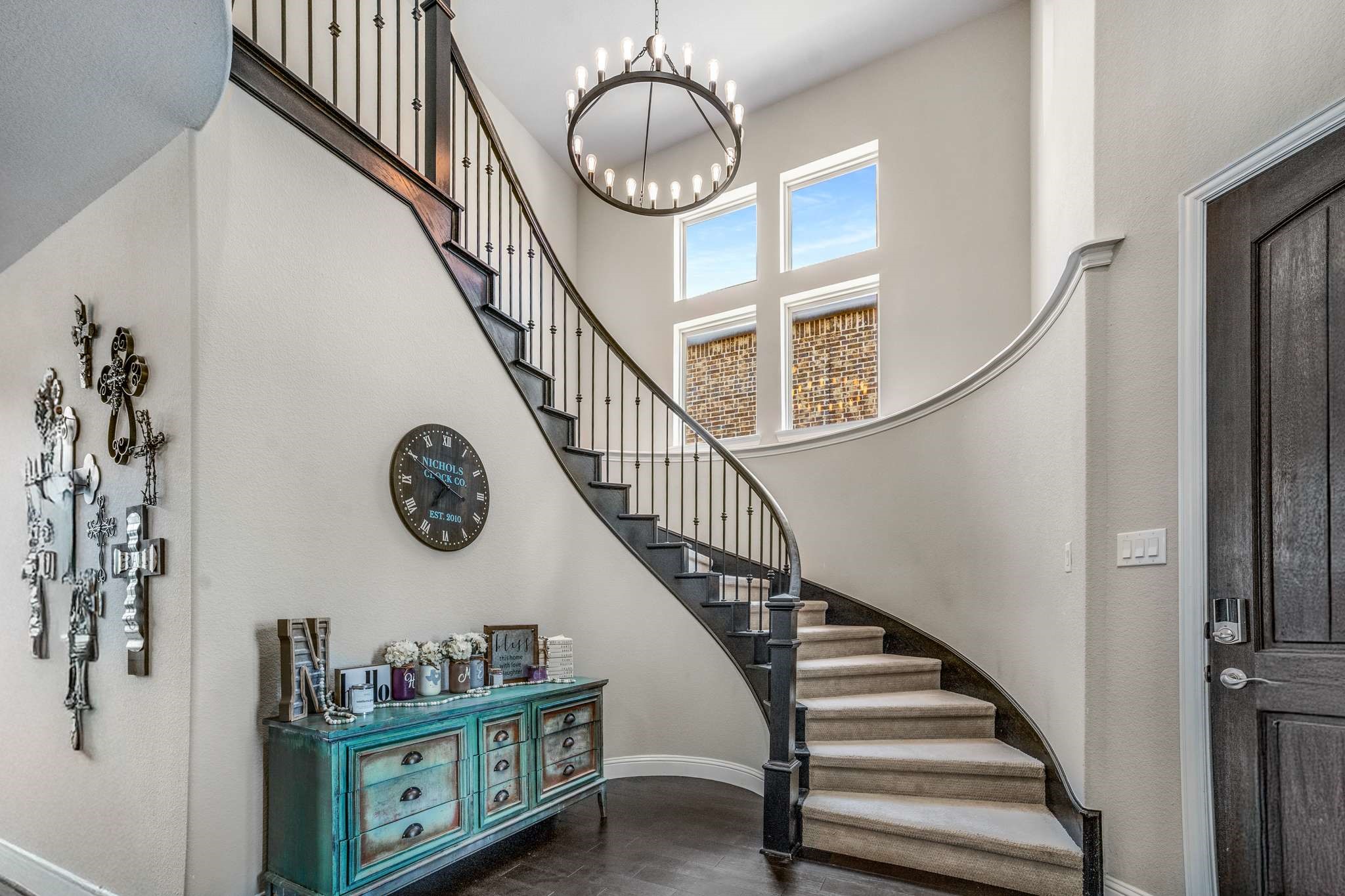 1129 Uplands Drive