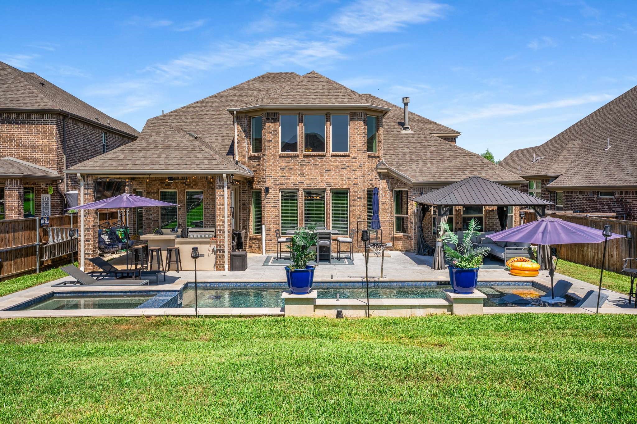1129 Uplands Drive