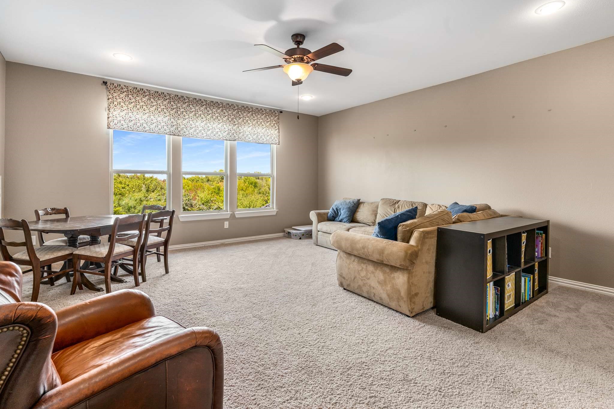 2825 Macquarie Street