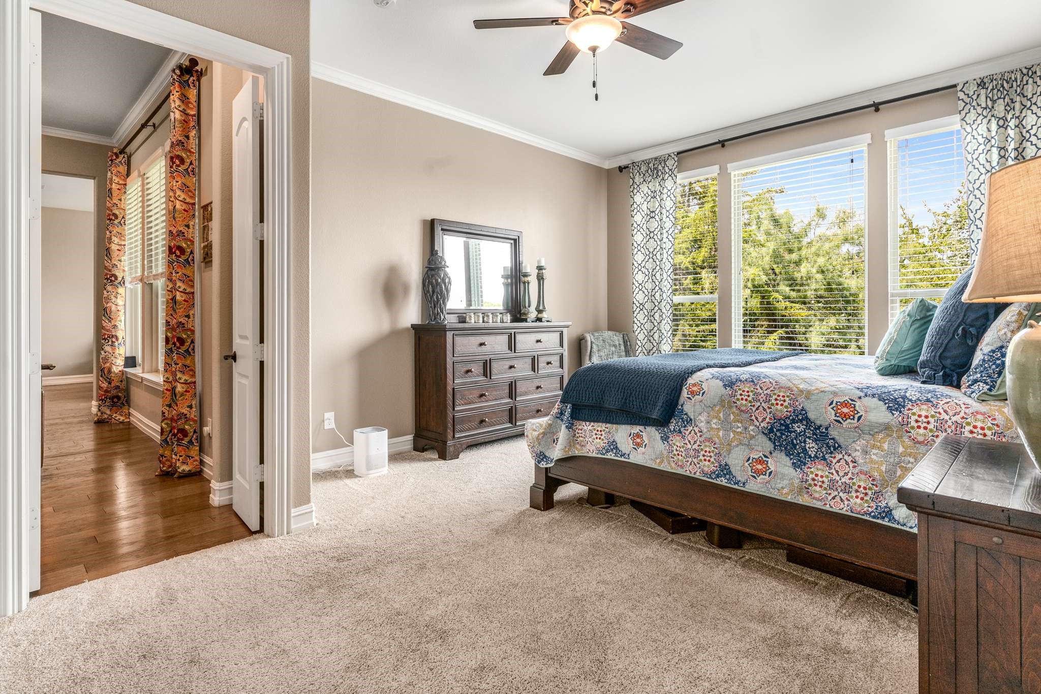 2825 Macquarie Street