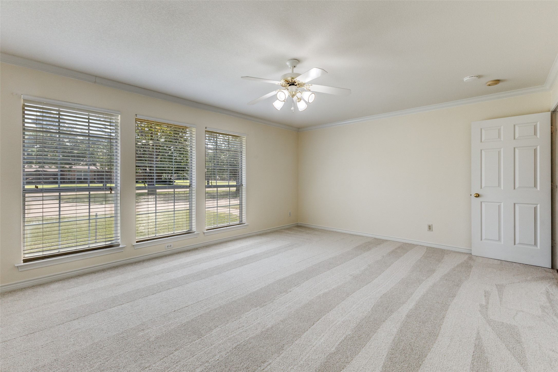 11598 Old Military Trail