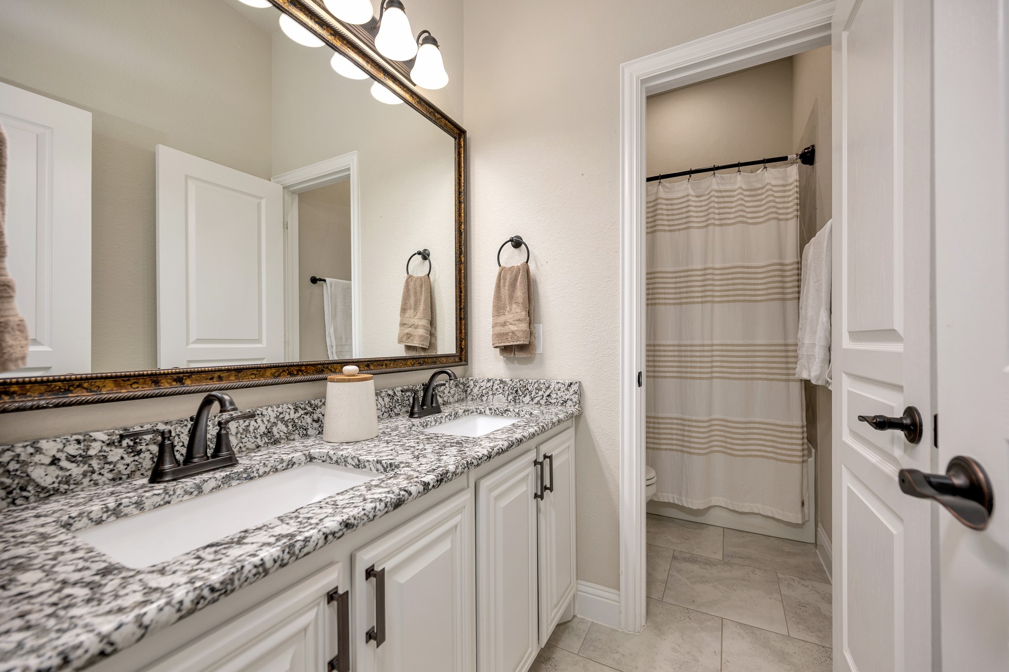 1102 Alderwood Drive