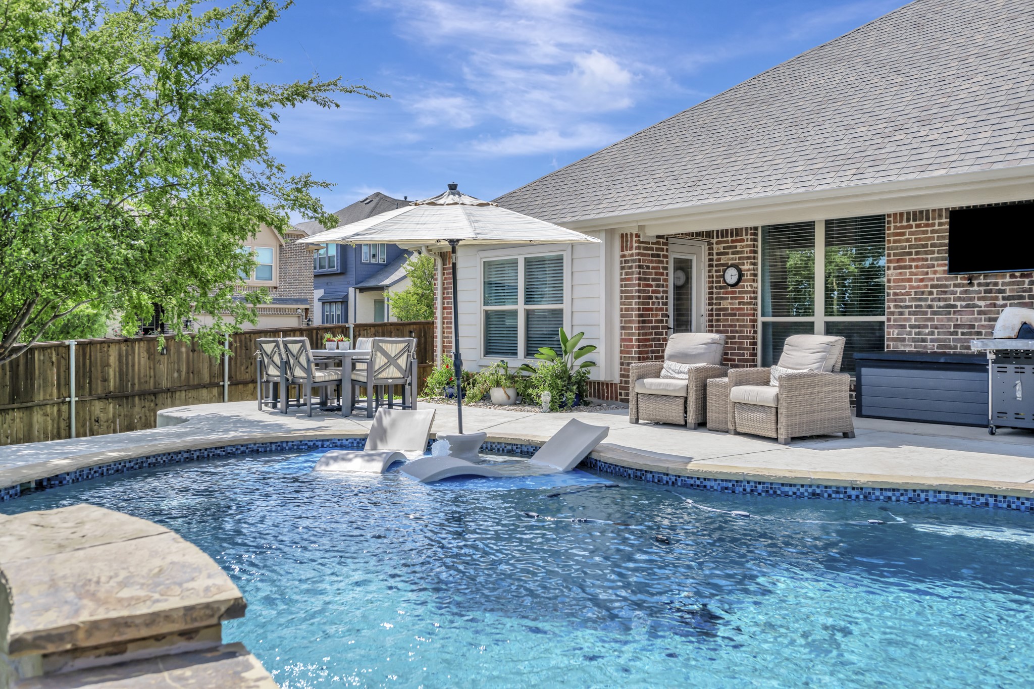 1102 Alderwood Drive