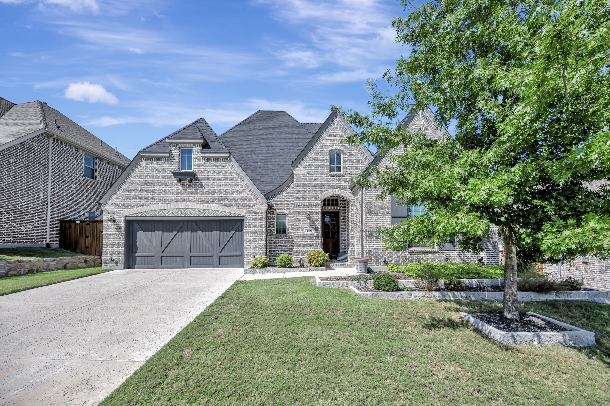 1129 Highpoint Way