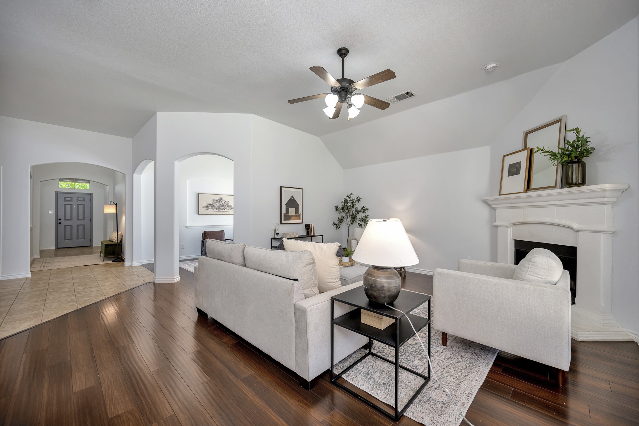 12421 Woods Edge Trail