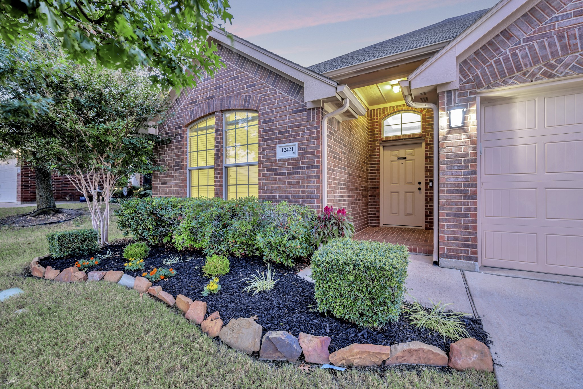 12421 Woods Edge Trail