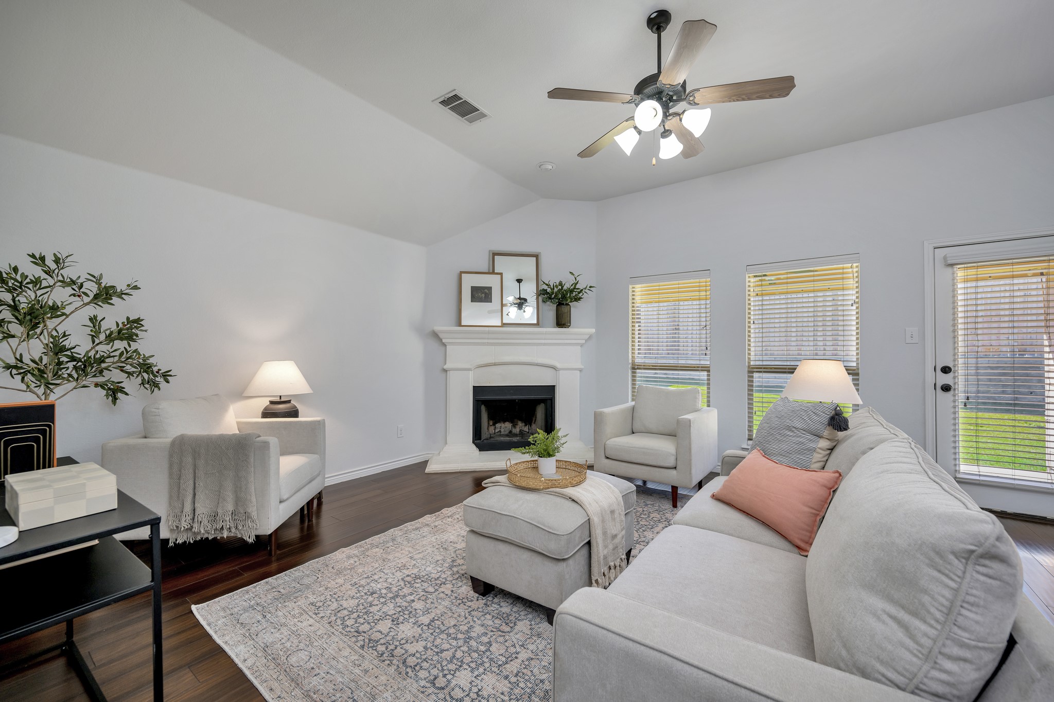 12421 Woods Edge Trail