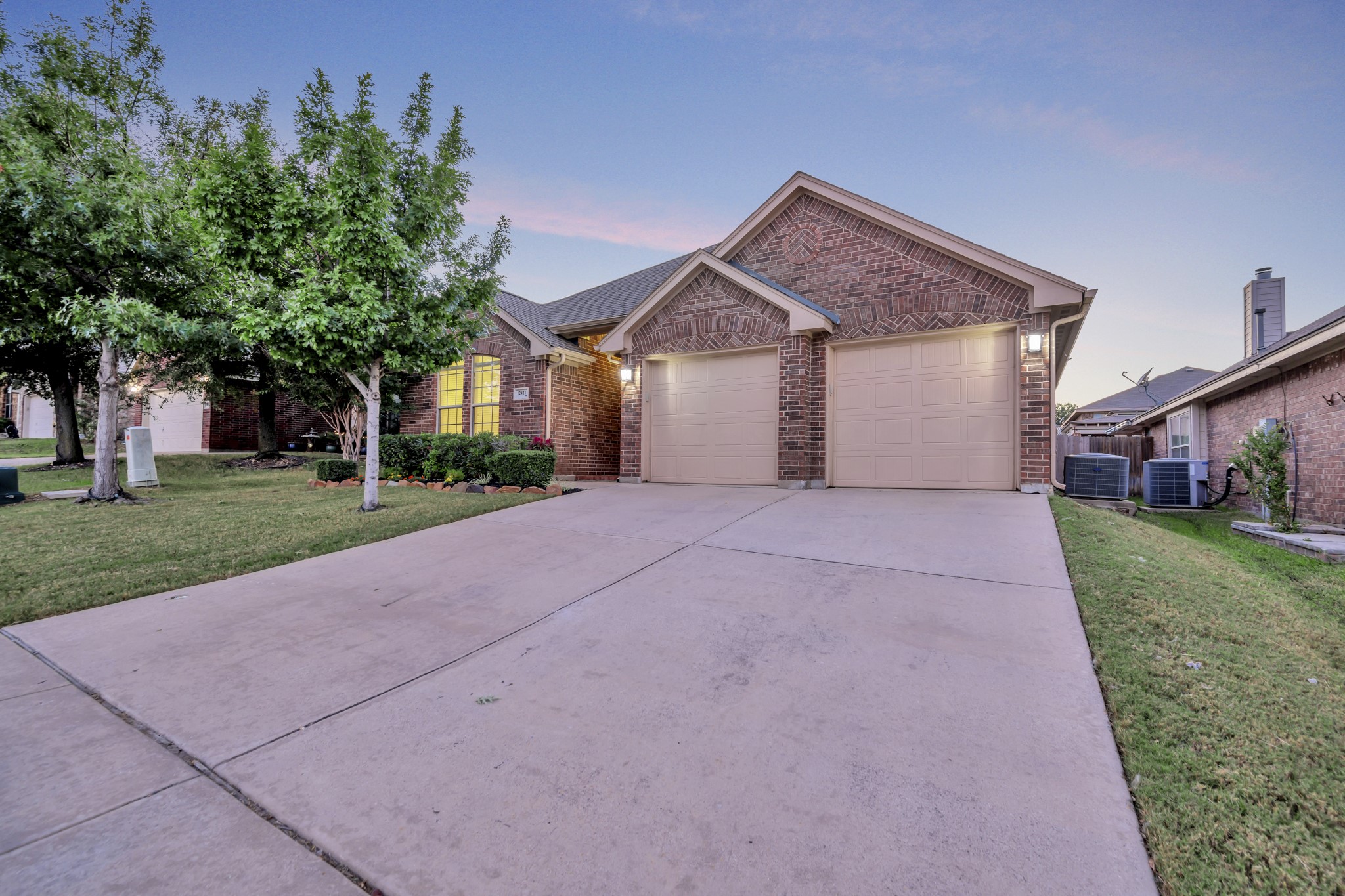 12421 Woods Edge Trail