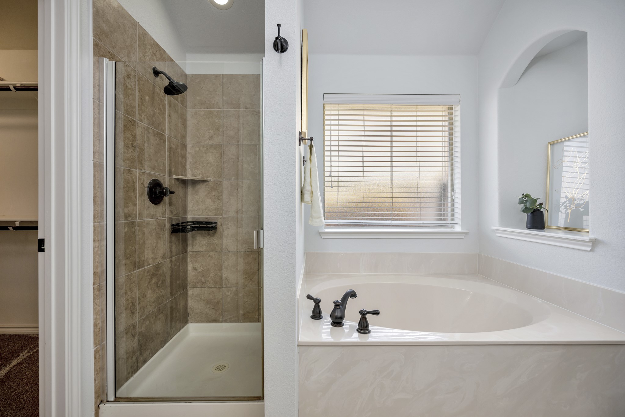 12421 Woods Edge Trail