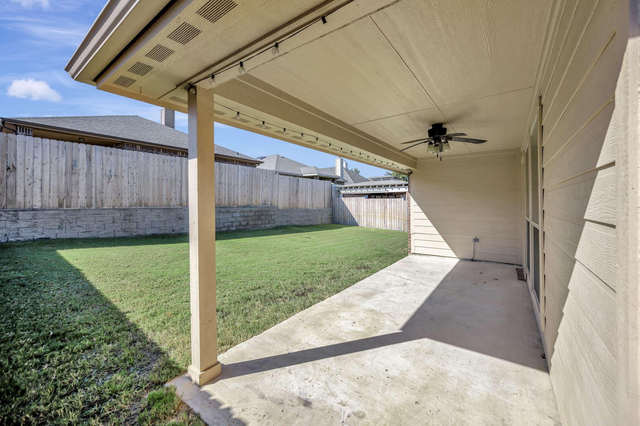 12421 Woods Edge Trail