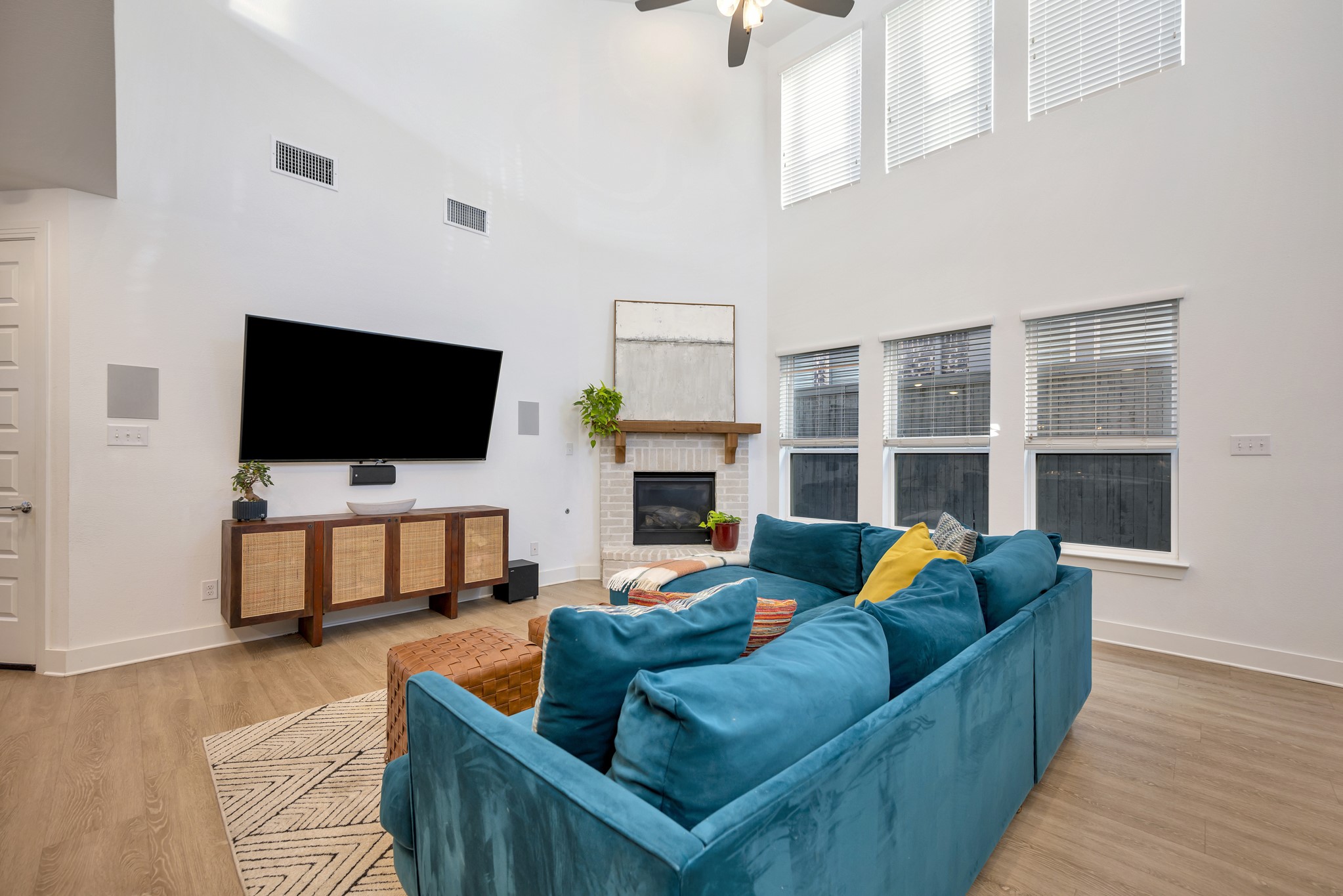 2220 Shorthorn Drive