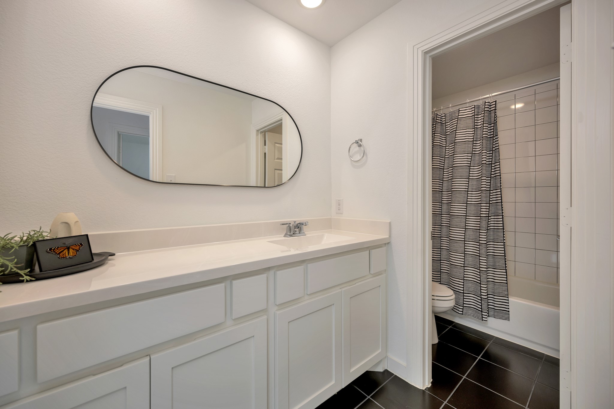 2220 Shorthorn Drive