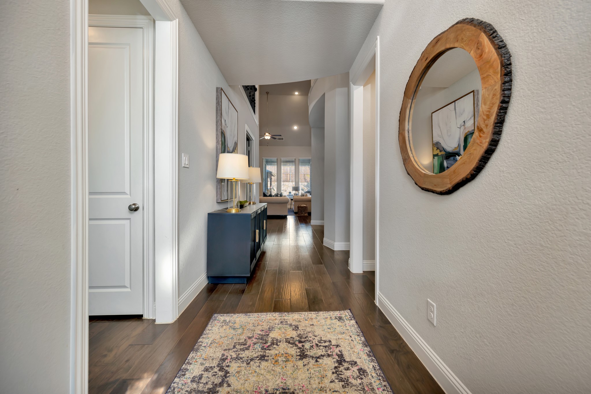 1117 Thornhill Way