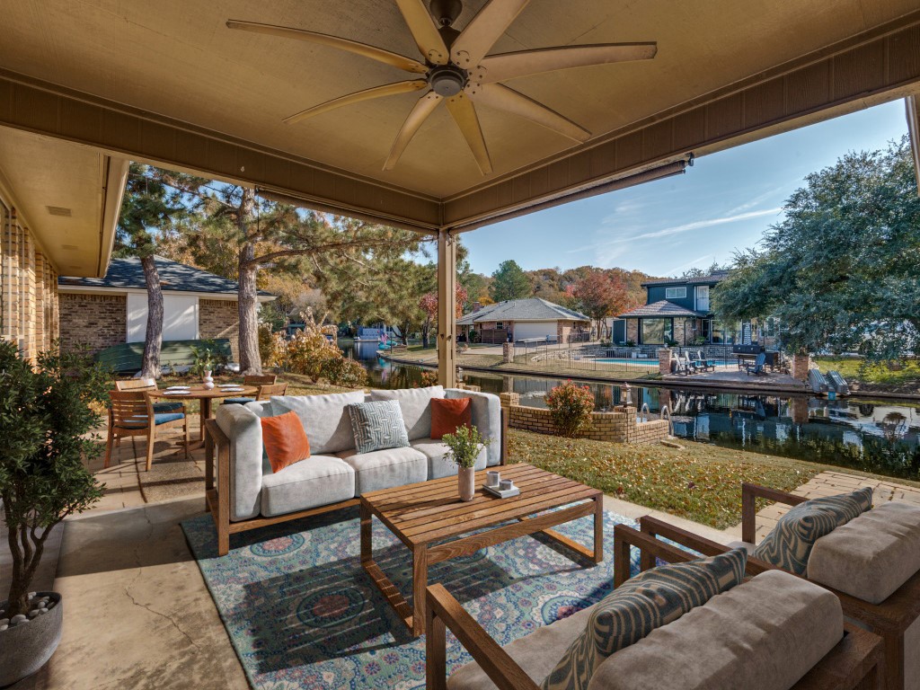 2814 Augusta Lane