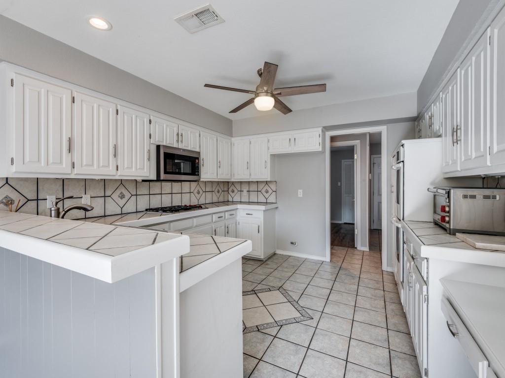 2814 Augusta Lane