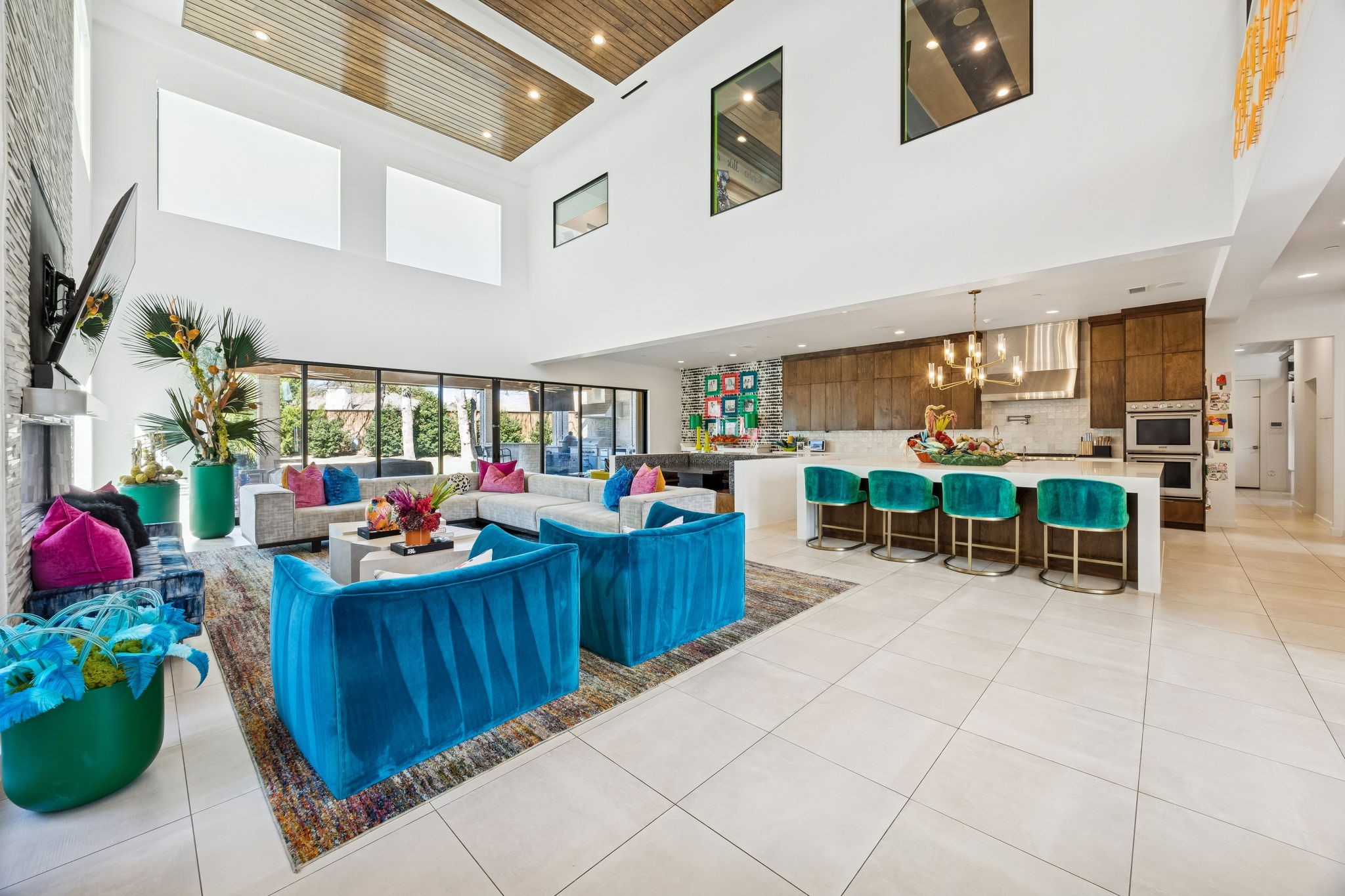 1032 Hatch Court