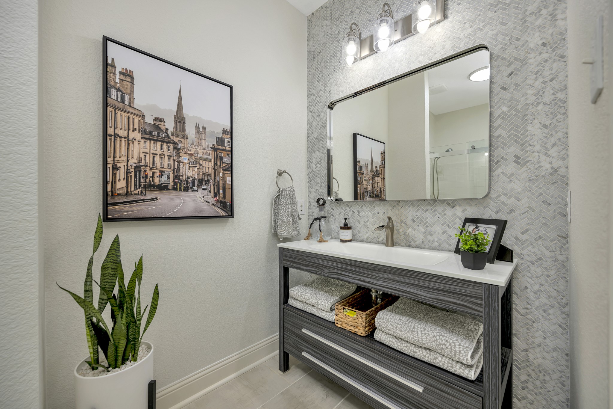 12833 Royal Ascot Drive