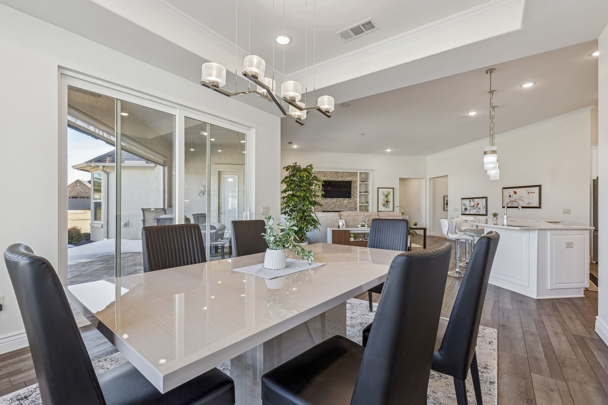 8717 Basanite Avenue