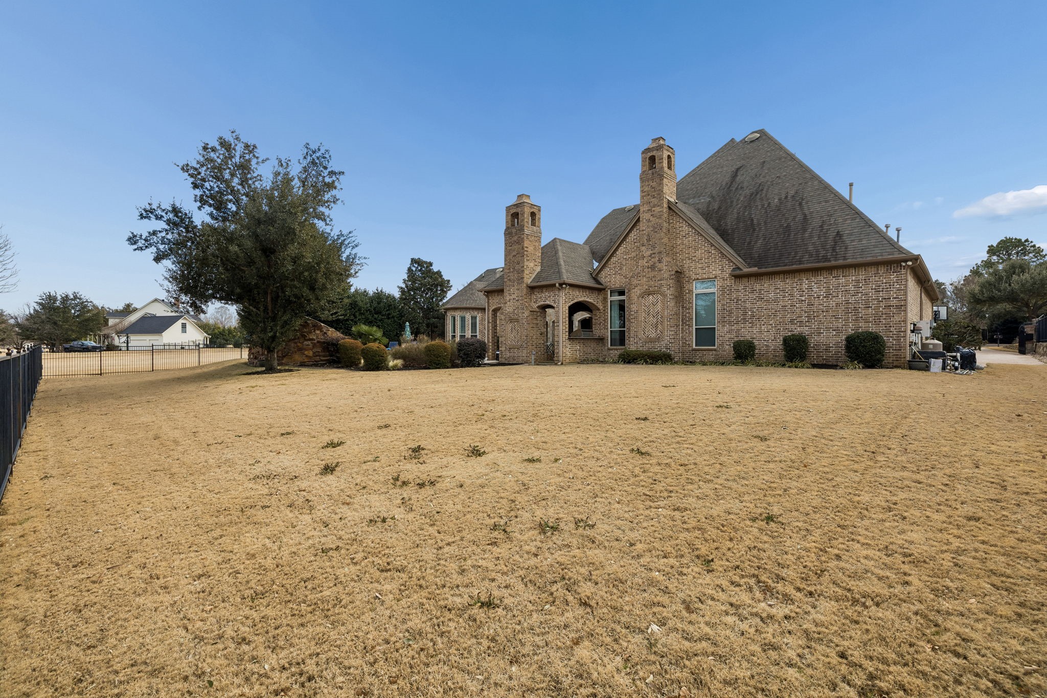 912 Silverton Street