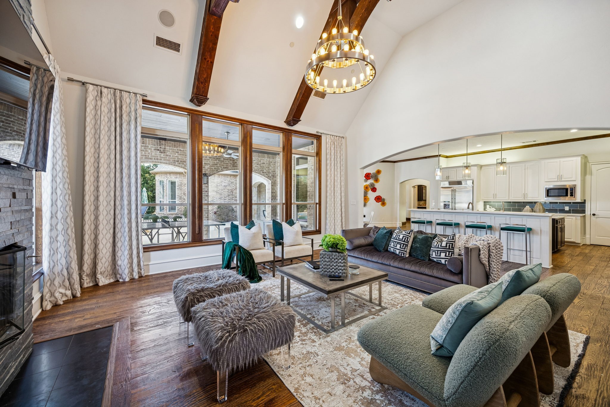 912 Silverton Street