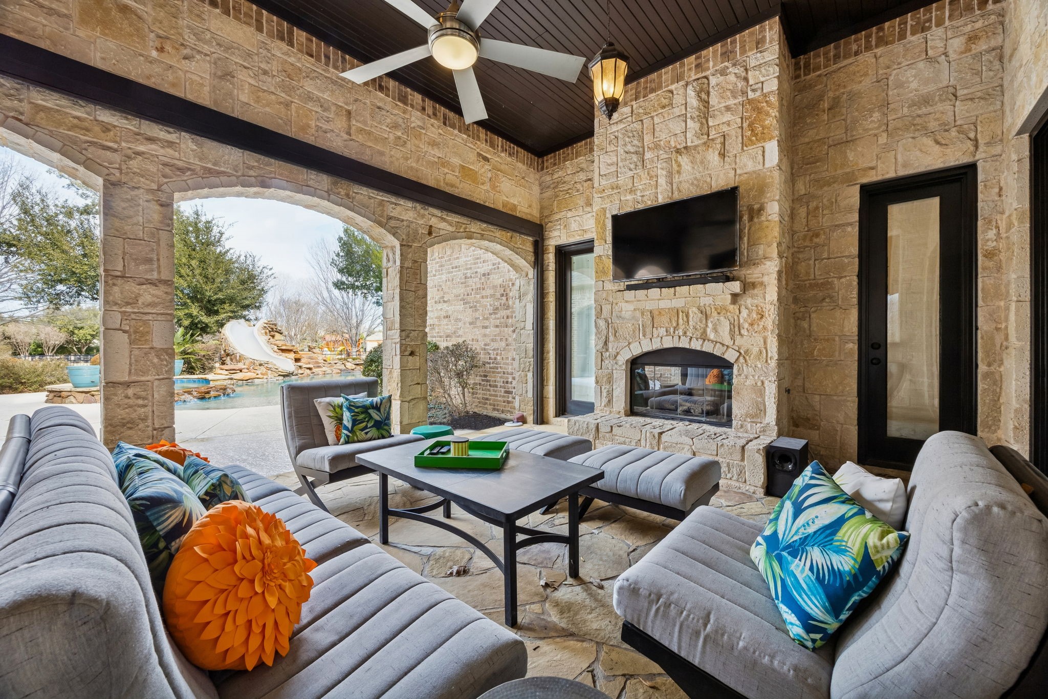 912 Silverton Street