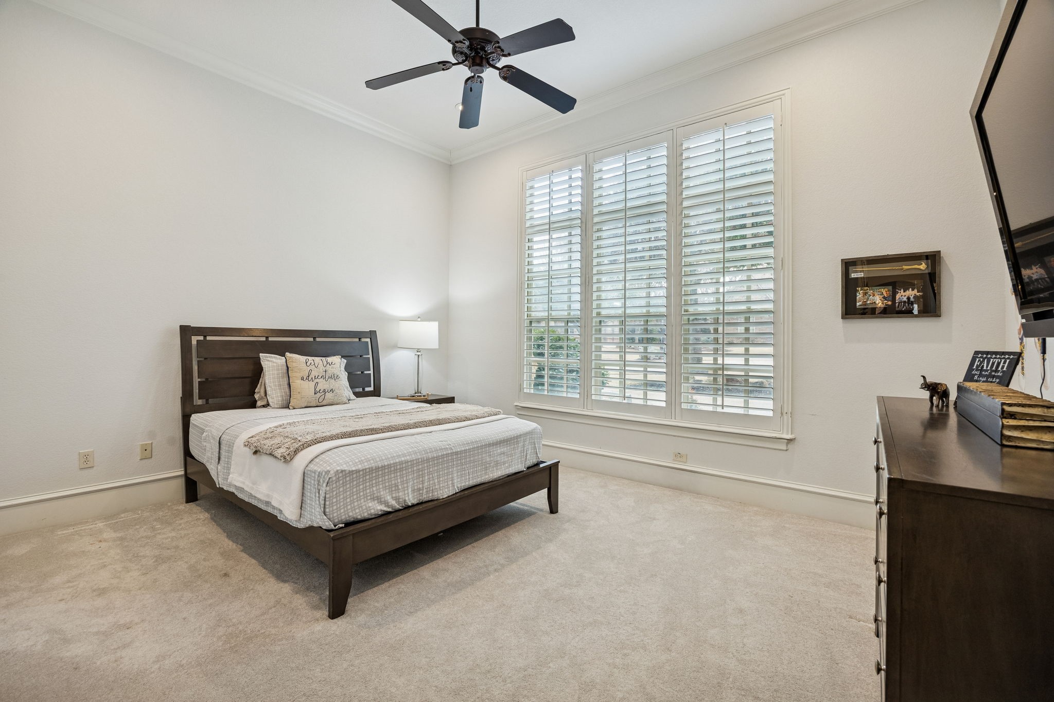 912 Silverton Street