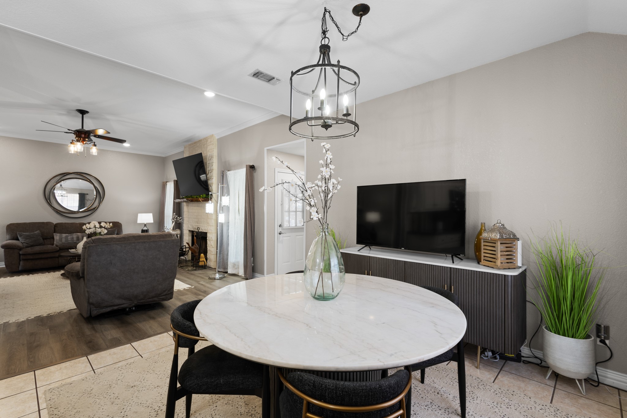 1701 Oakmeadow Drive