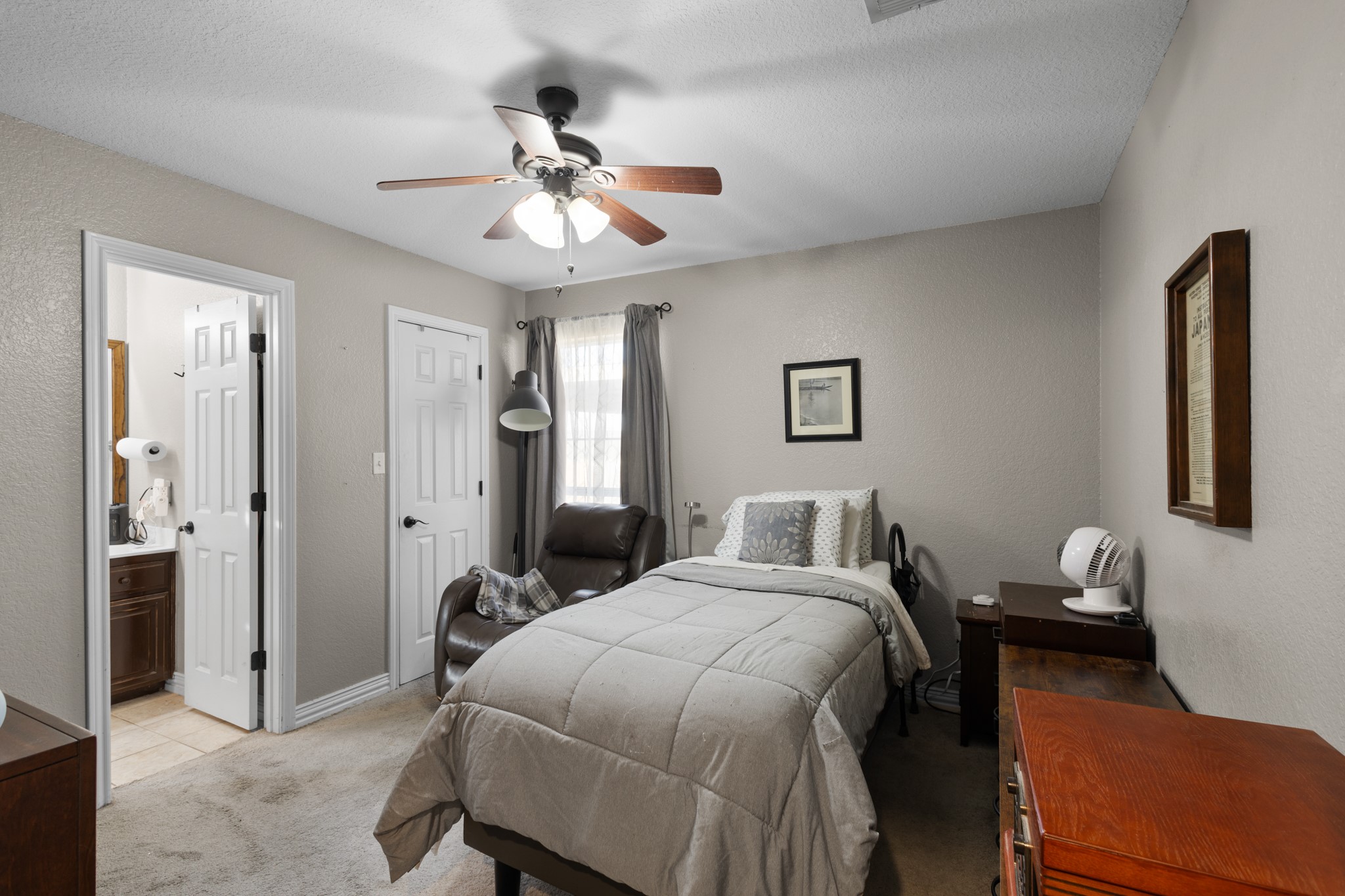 1701 Oakmeadow Drive