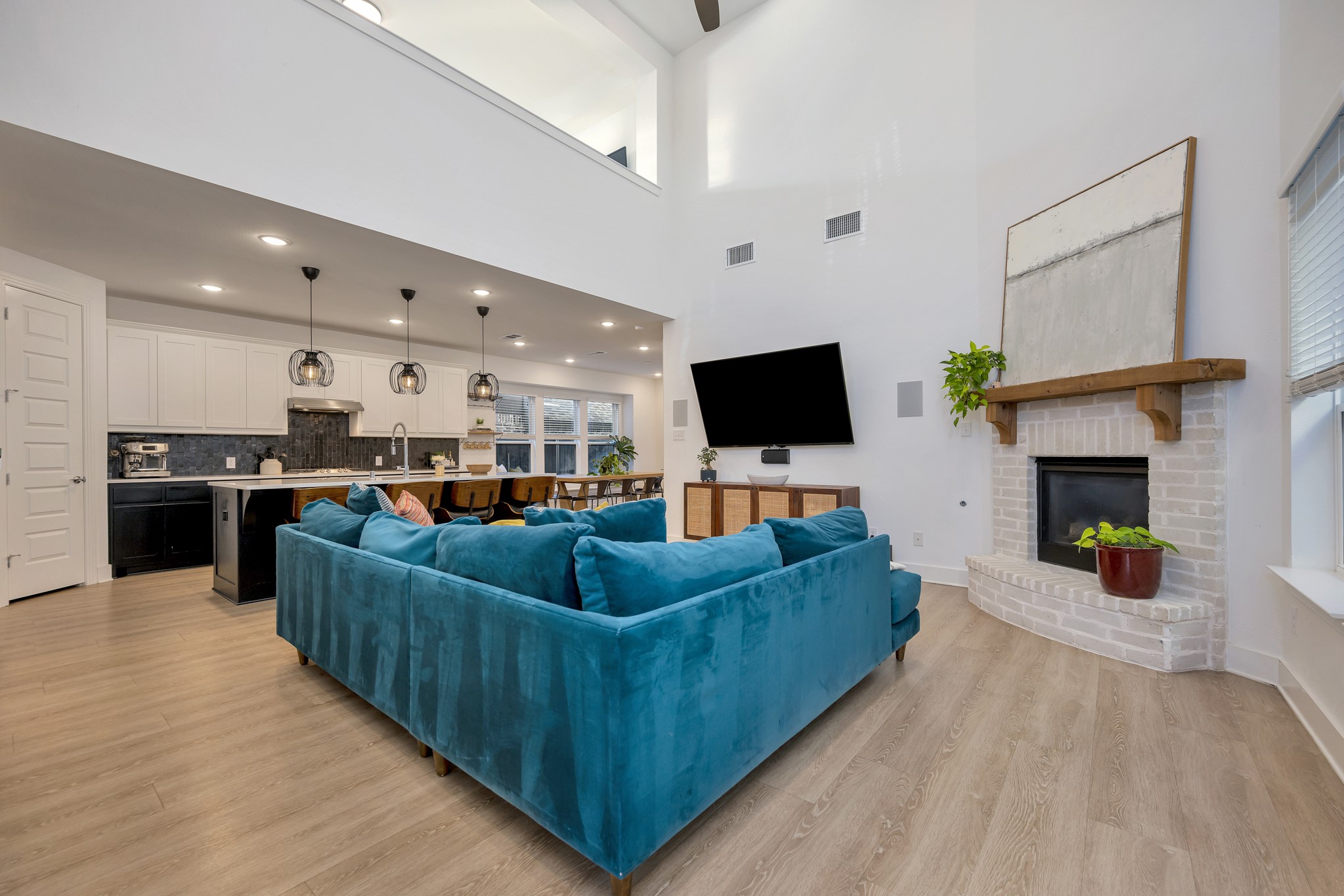 2220 Shorthorn Drive