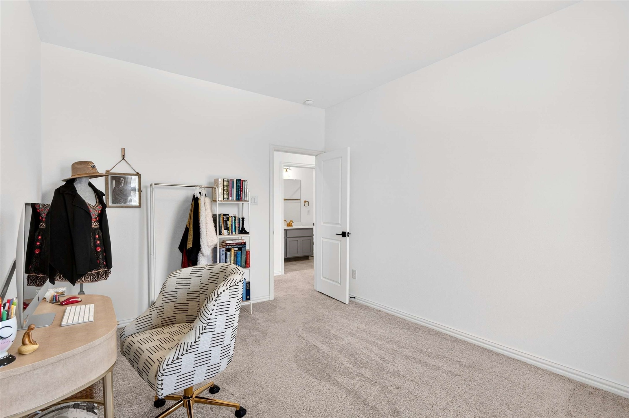 1624 Whitworth Drive