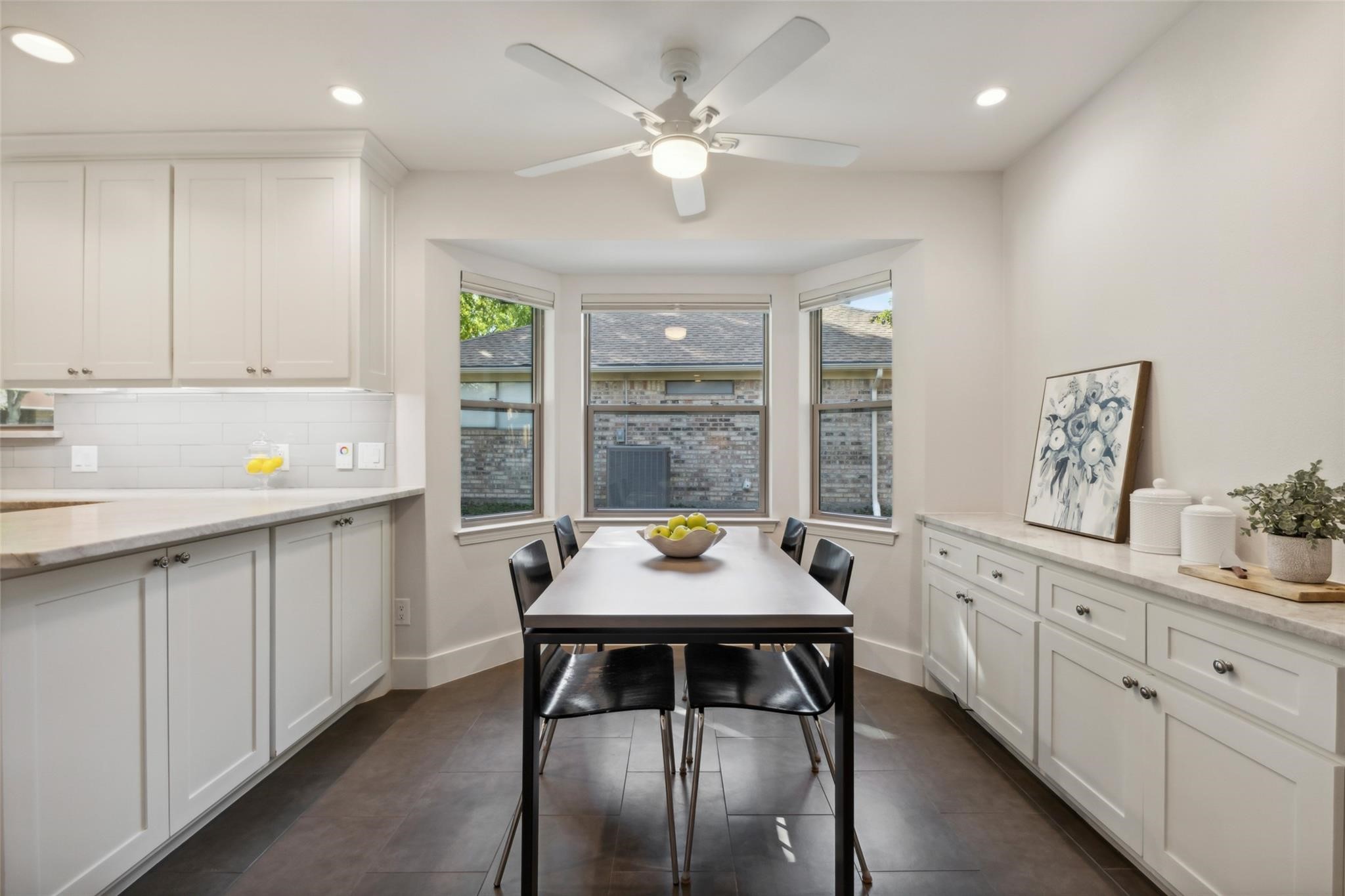 10 Valley Wood Court