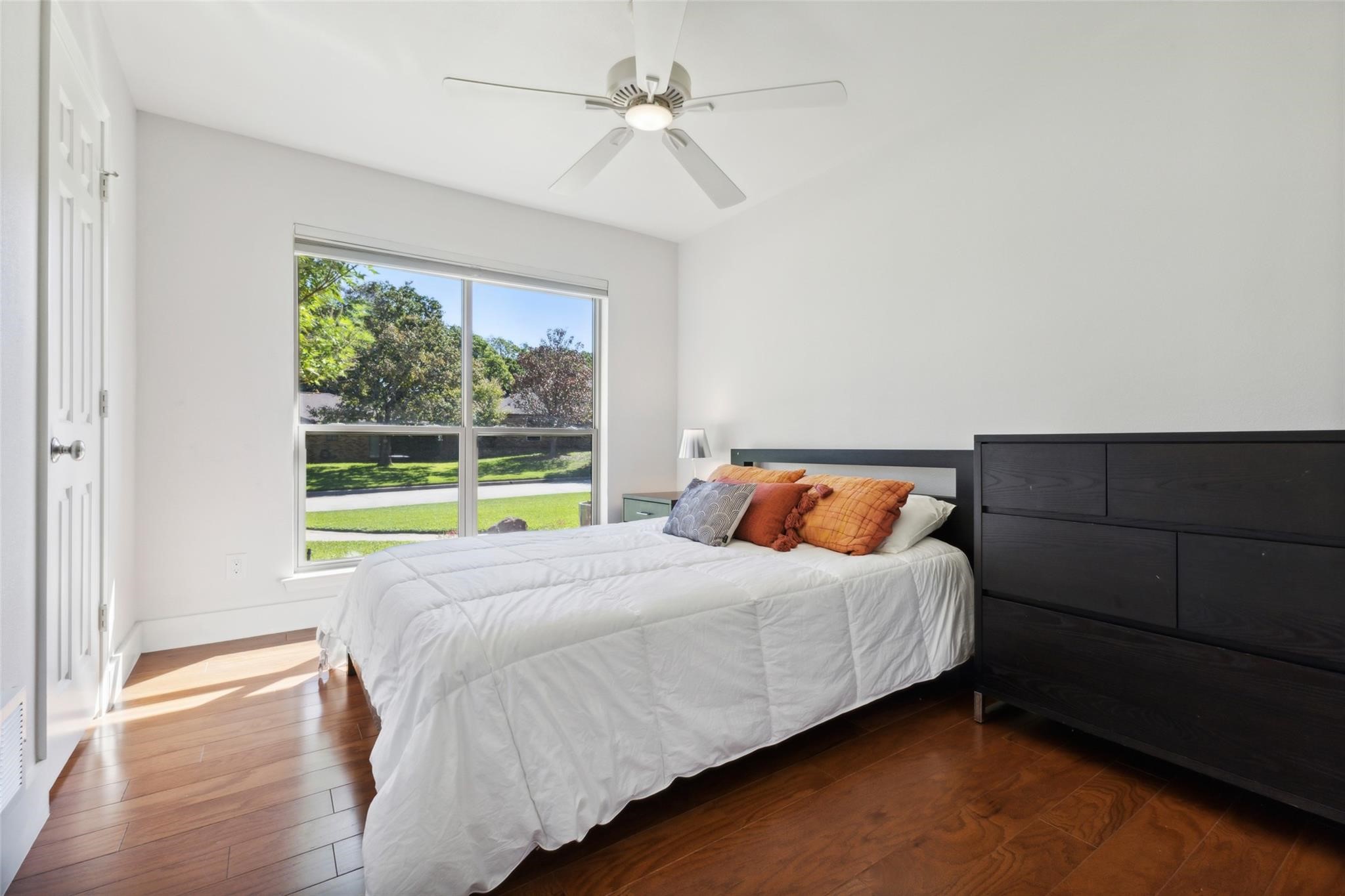 10 Valley Wood Court