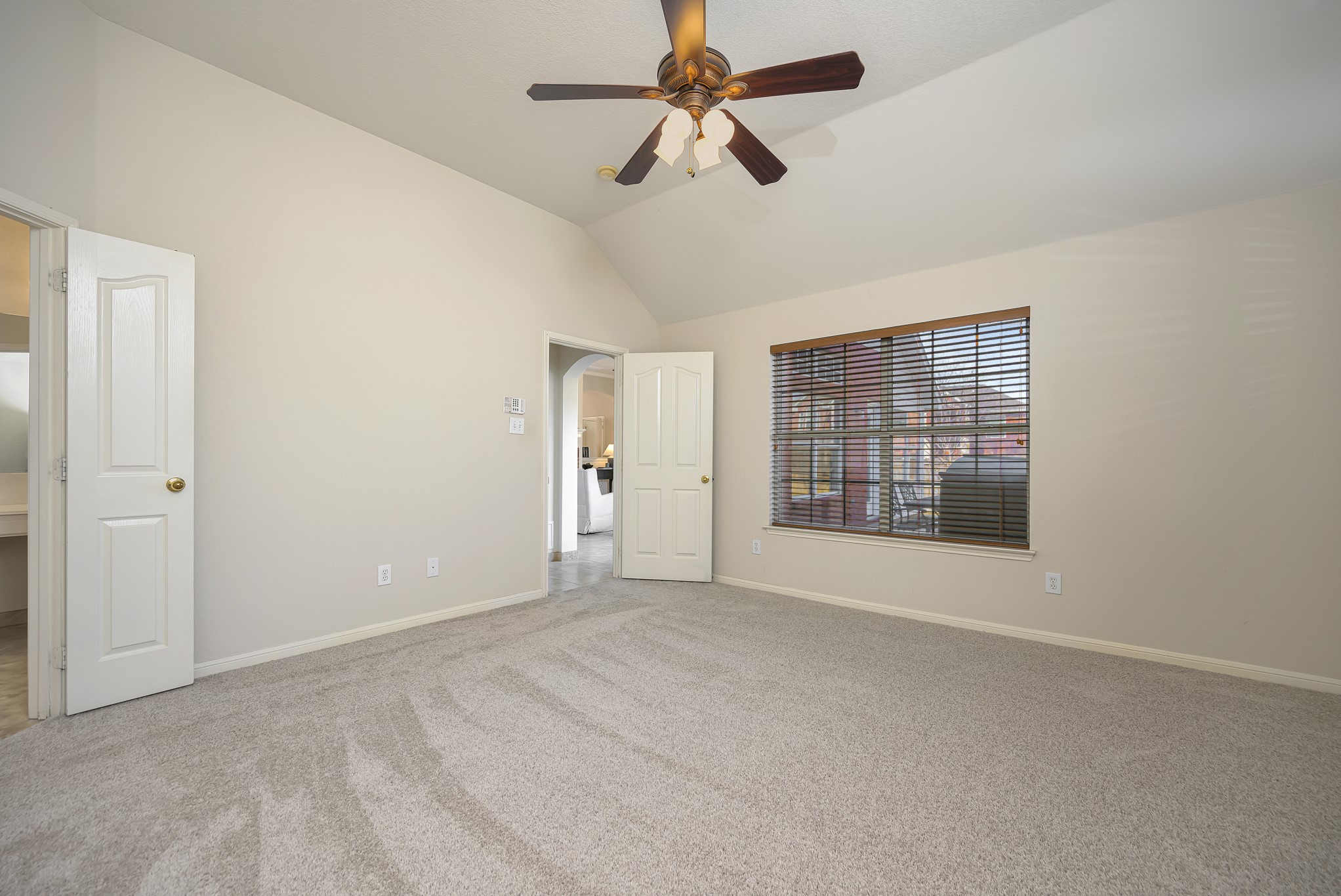 7928 Parkwood Plaza Drive