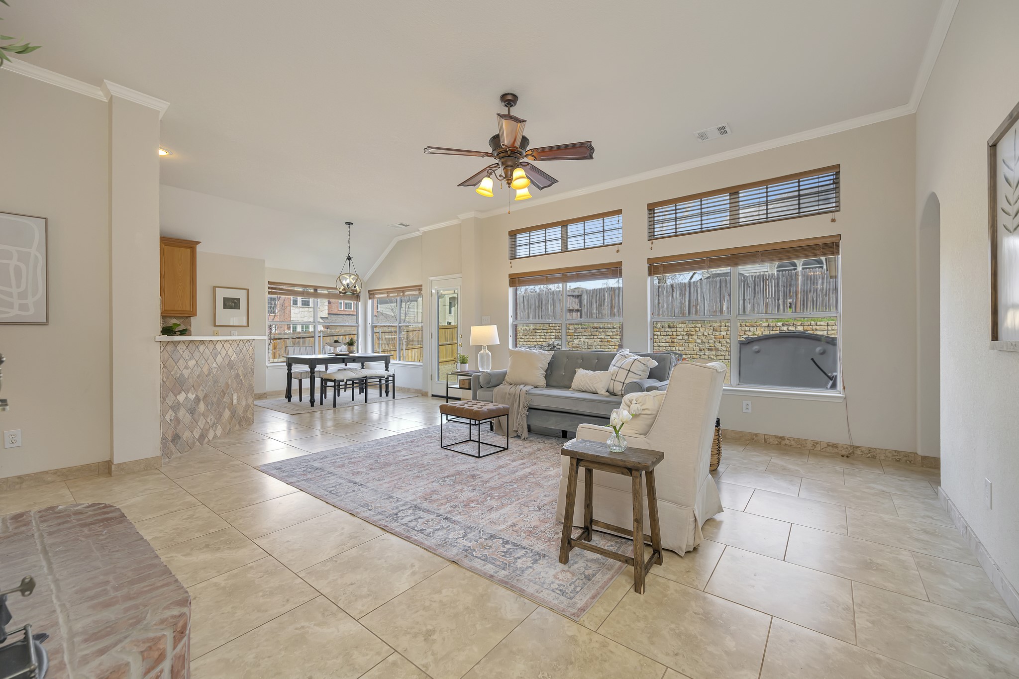 7928 Parkwood Plaza Drive