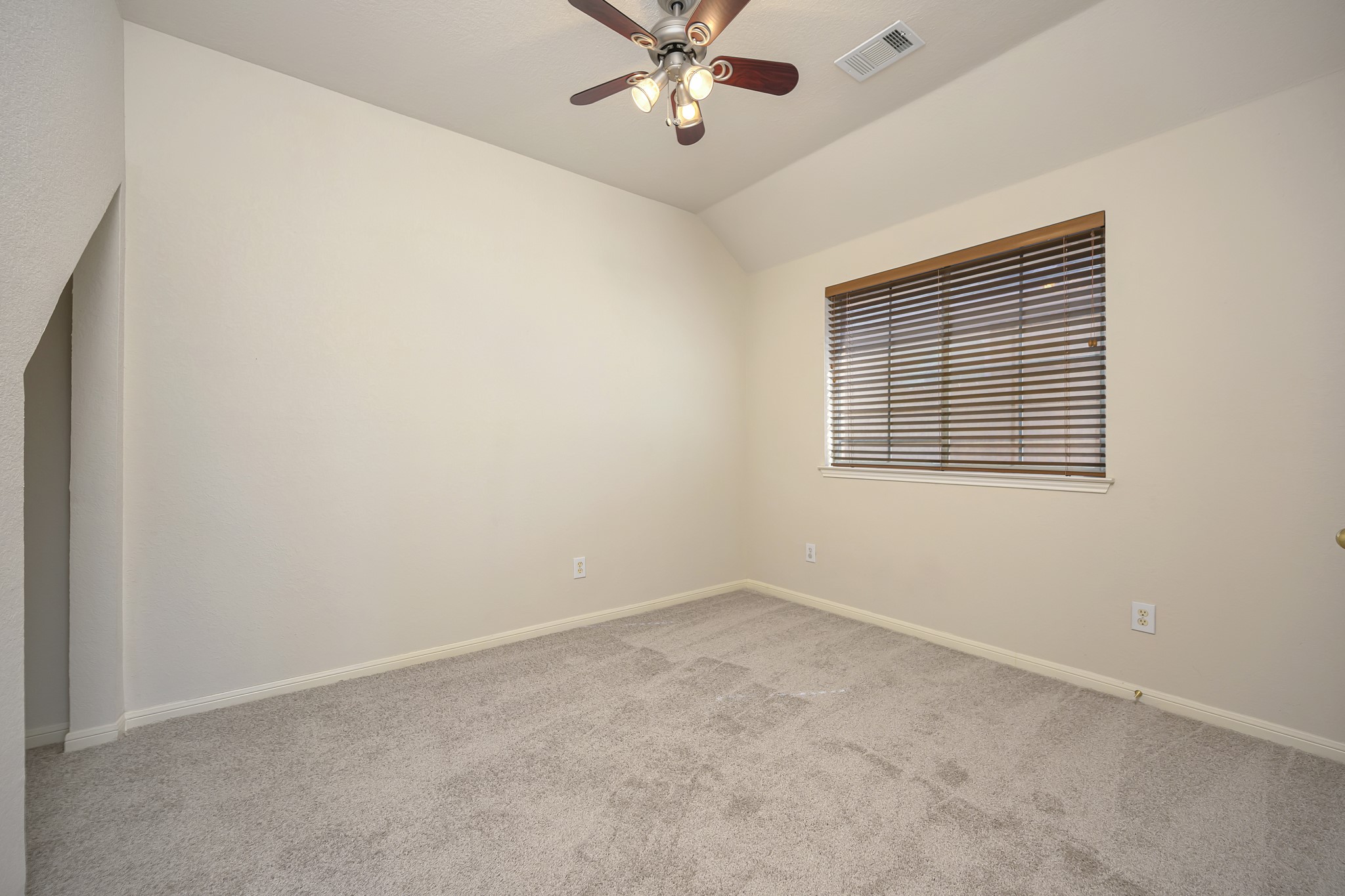 7928 Parkwood Plaza Drive