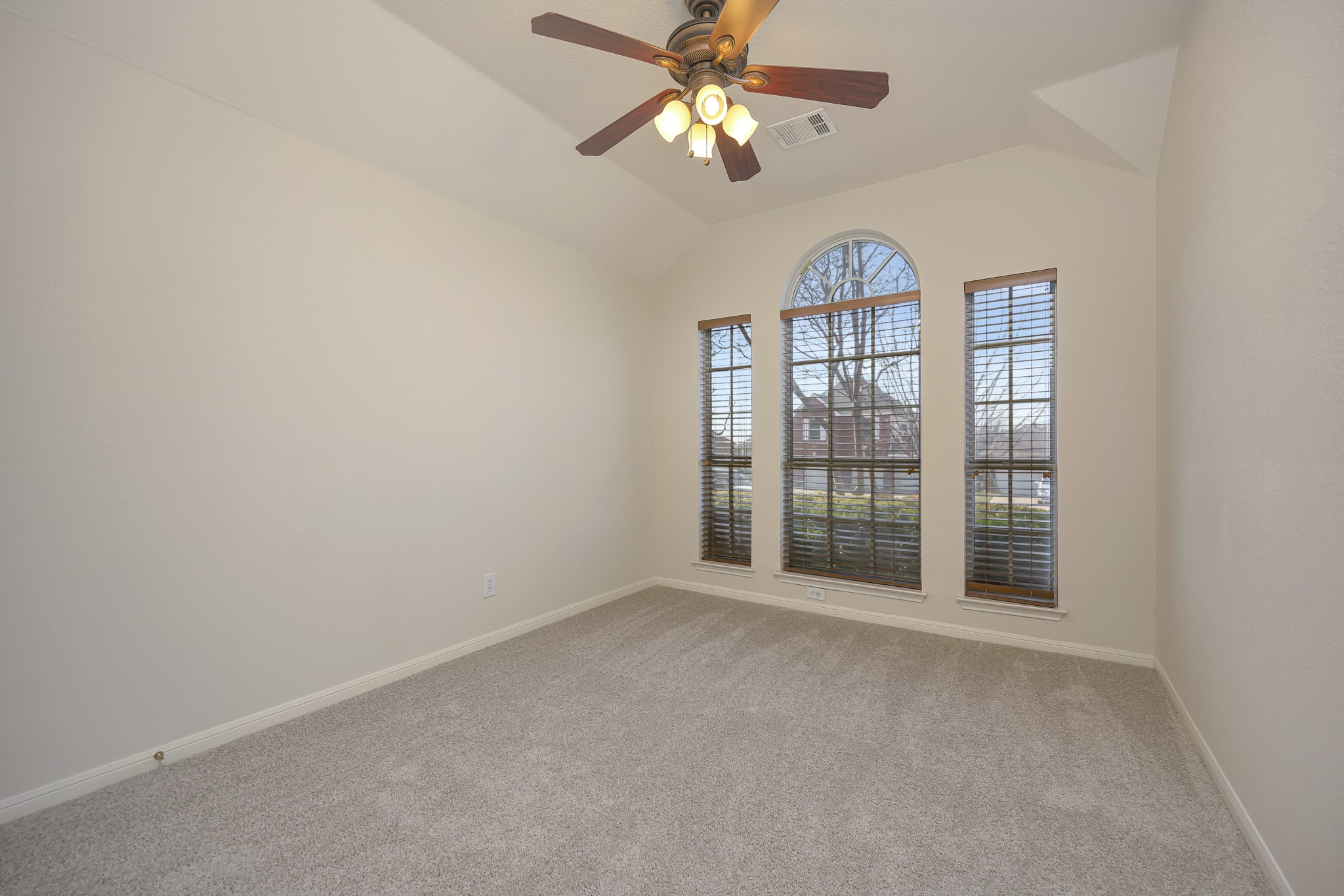 7928 Parkwood Plaza Drive