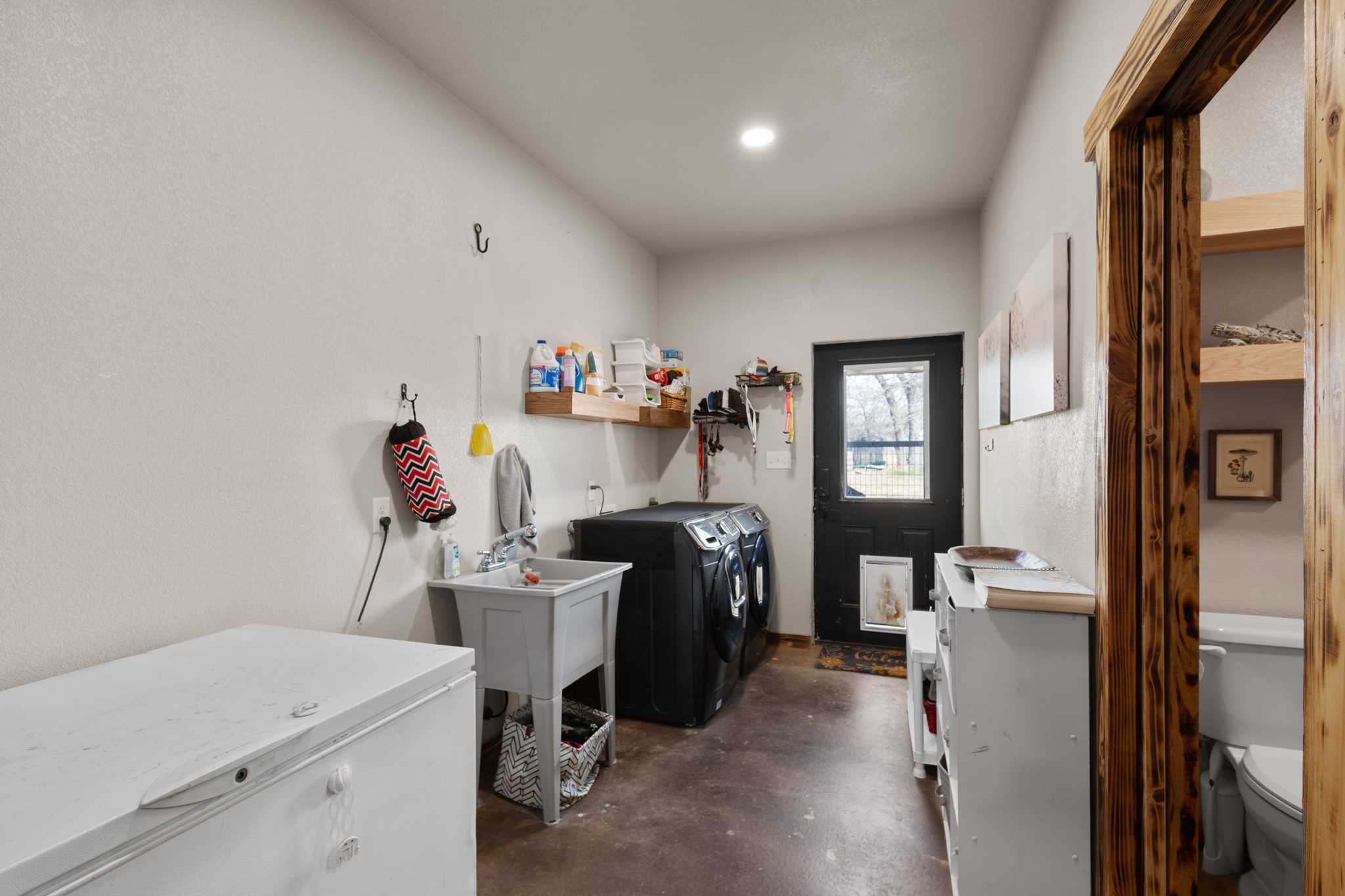 1501 Huddleston Road