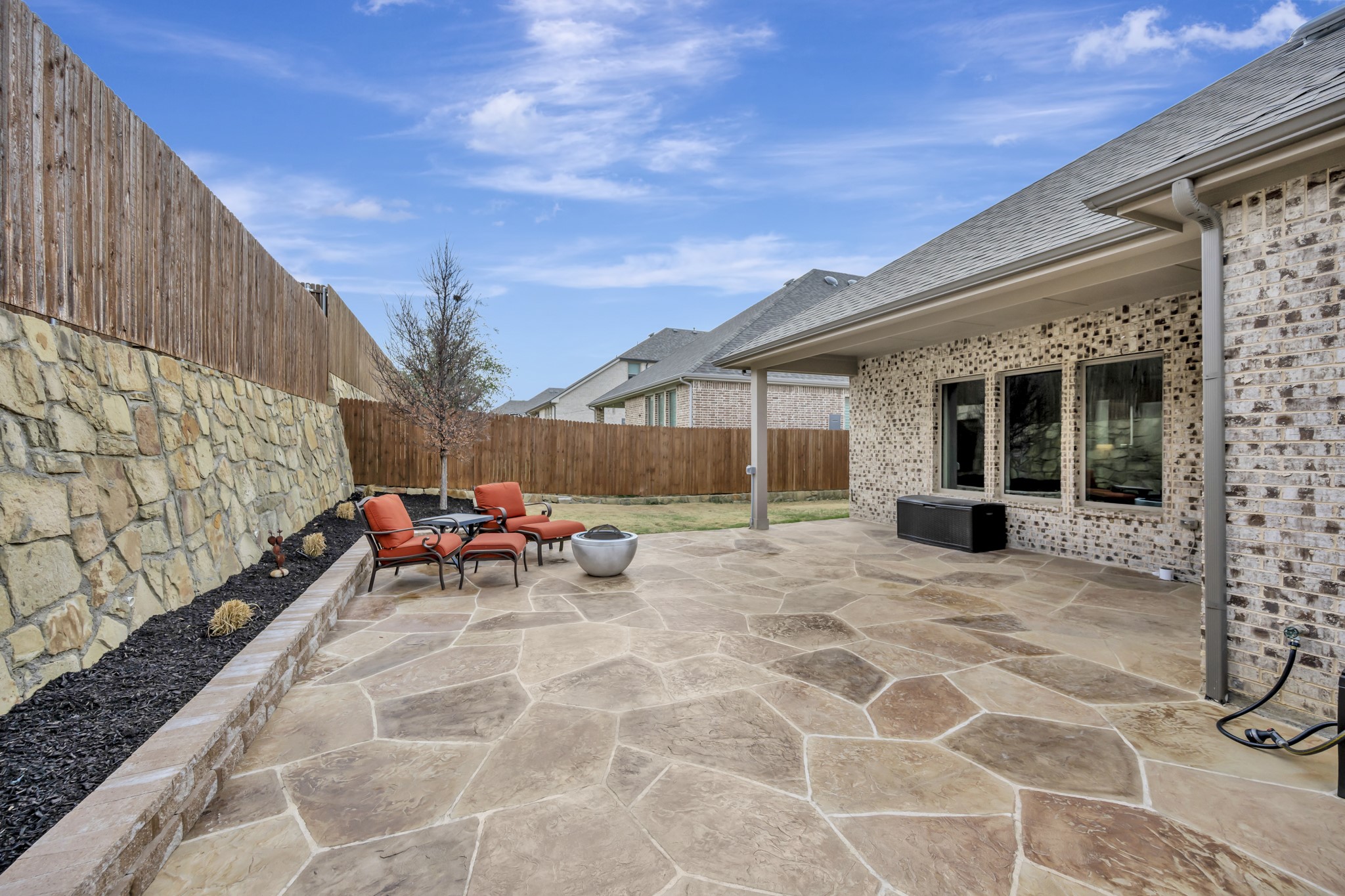 14620 Frog Lake Drive