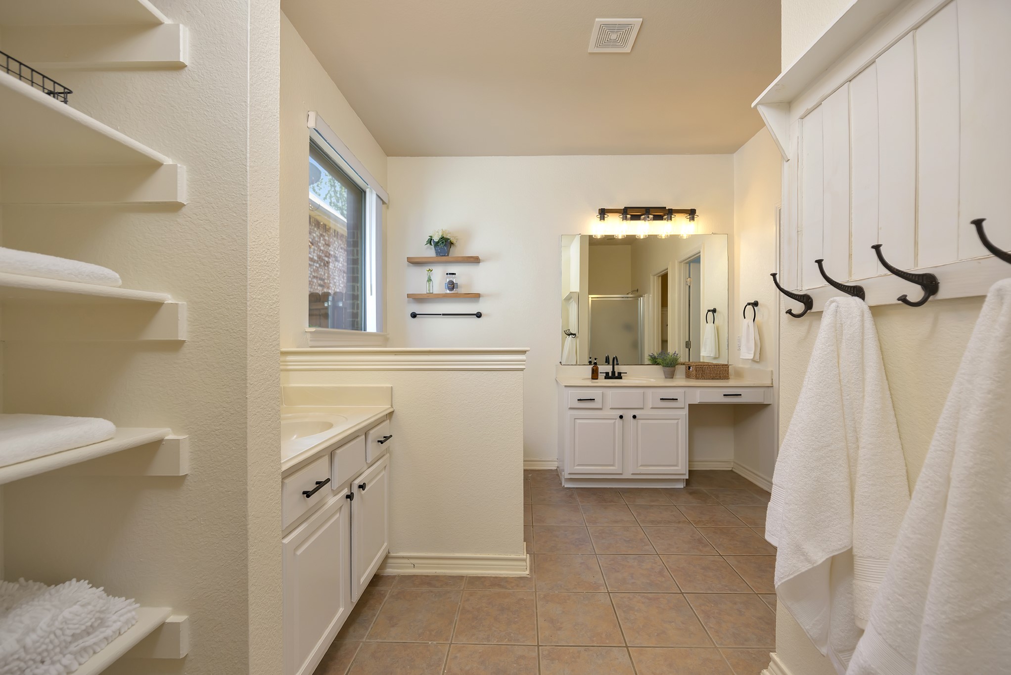 12808 Travers Trail