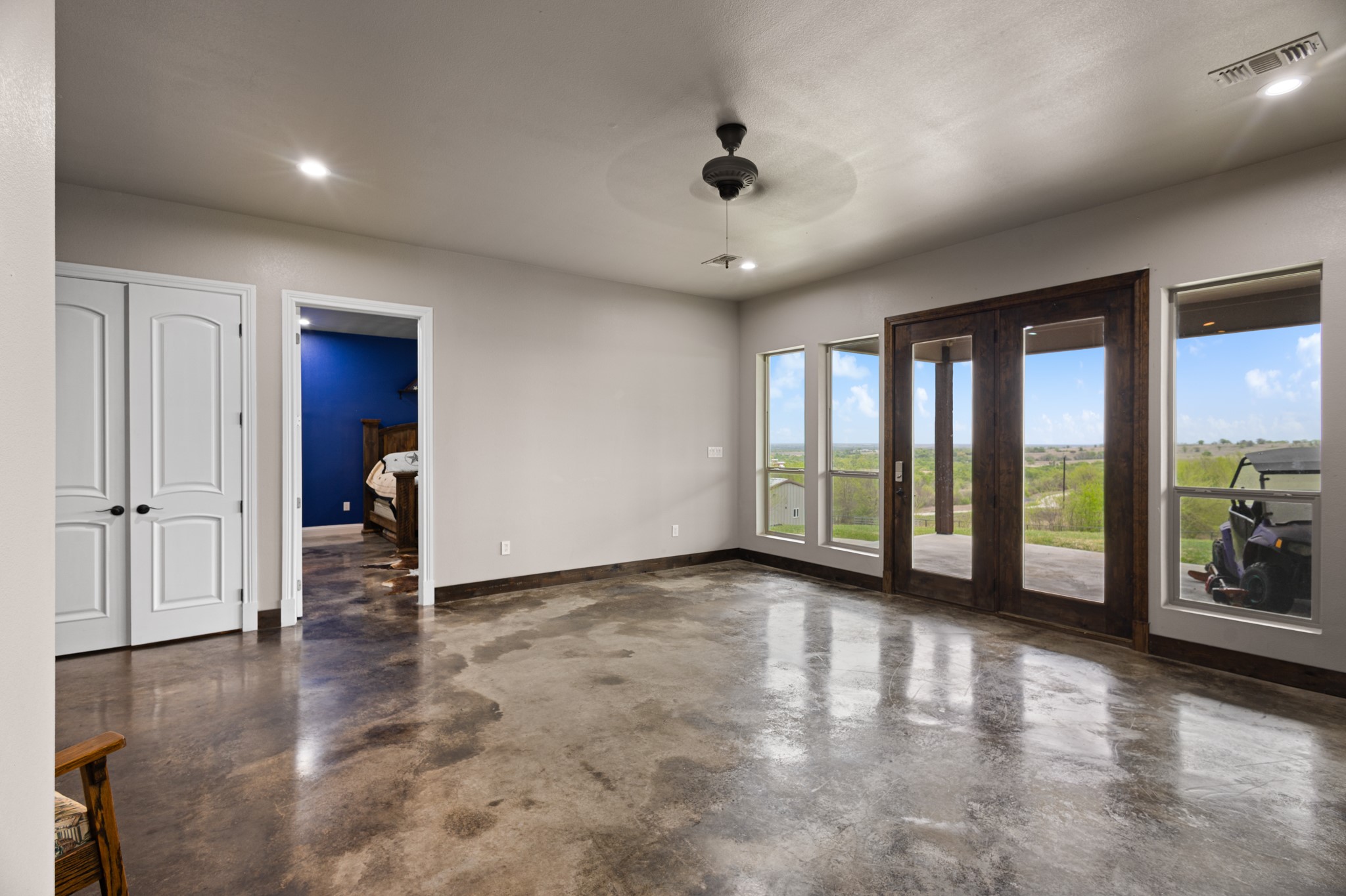 1395 Private Road 4011