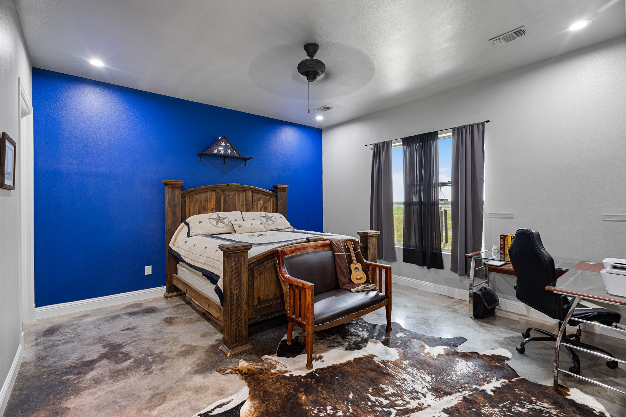 1395 Private Road 4011