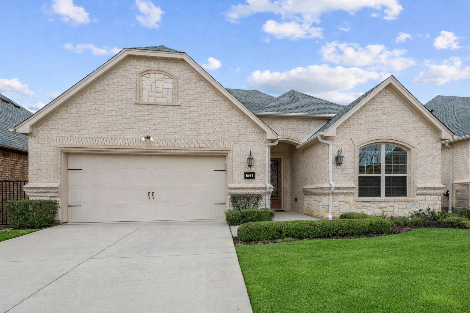 733 Avignon Trail 83