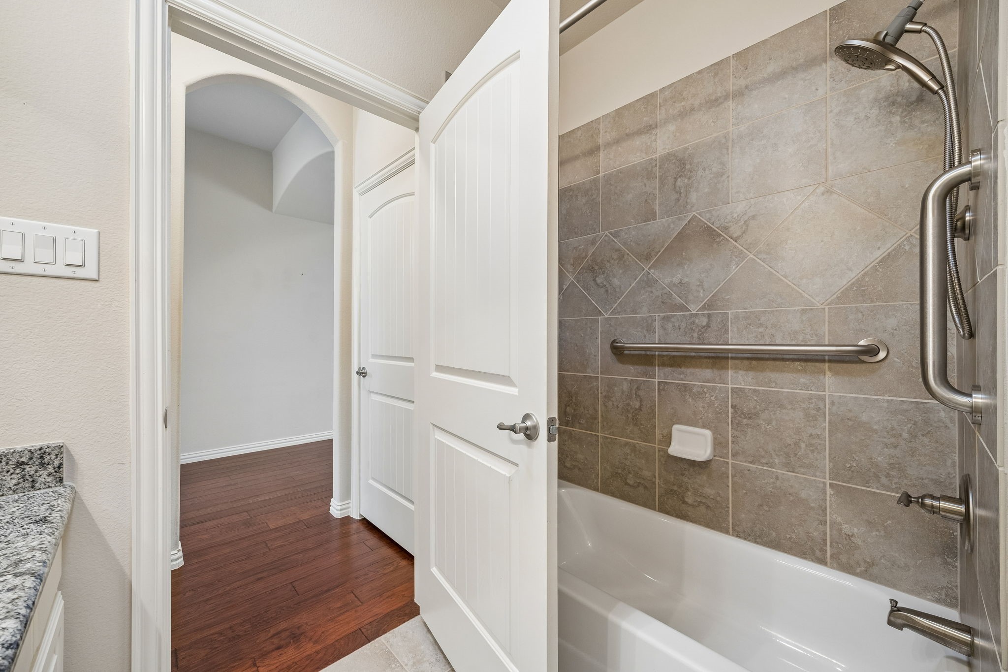 733 Avignon Trail 83