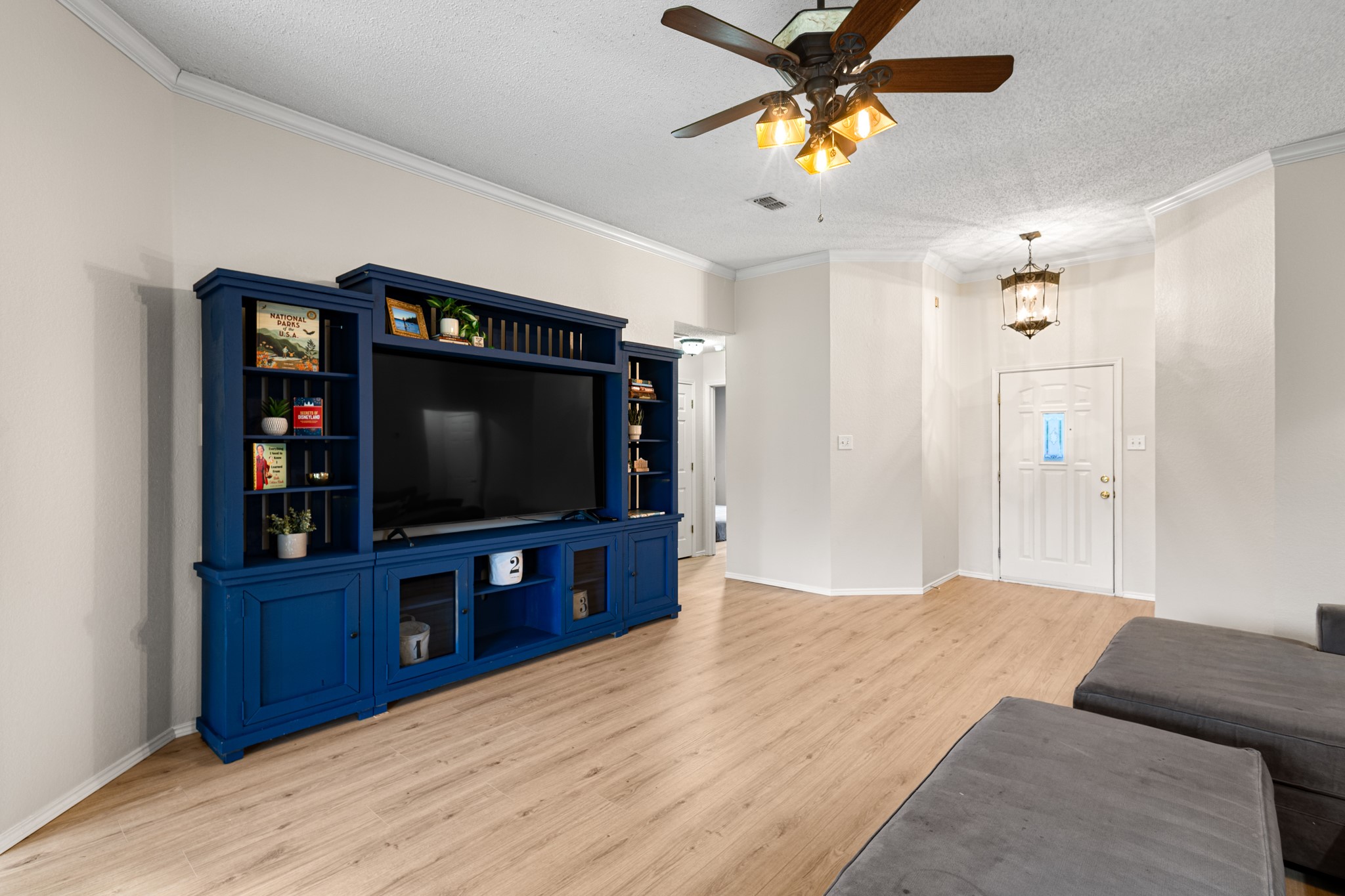 101 Saint James Court