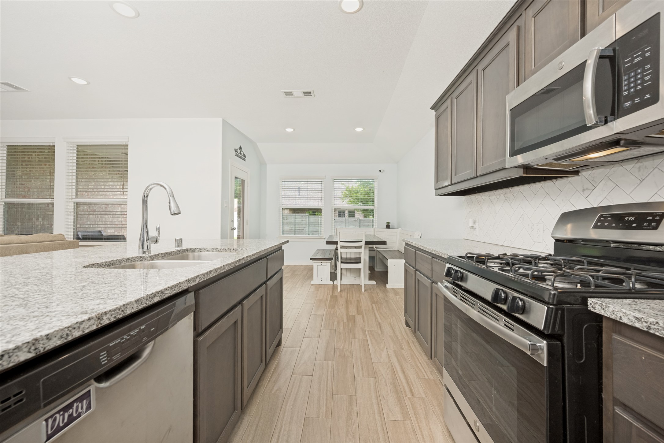 1837 Turnstone Trail