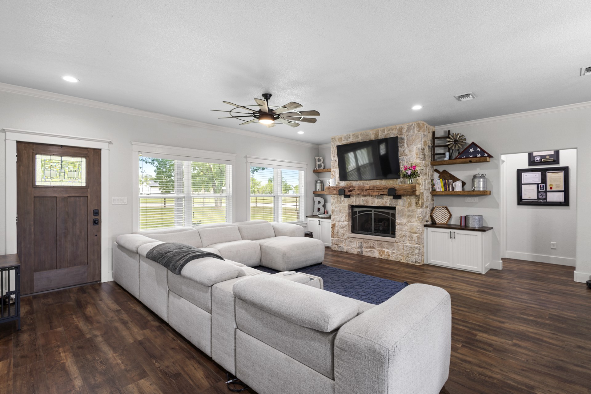137 County Road 3351