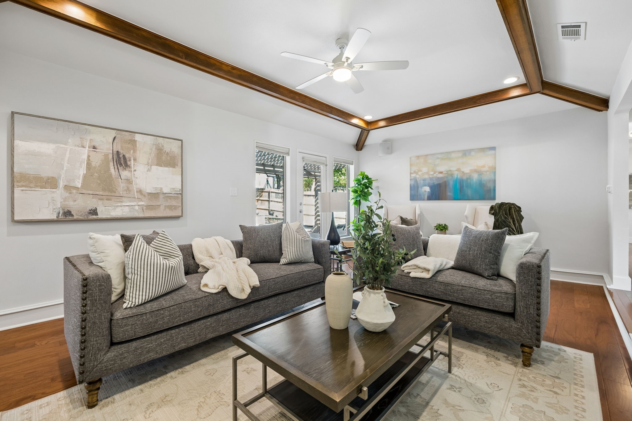10 Valley Wood Court